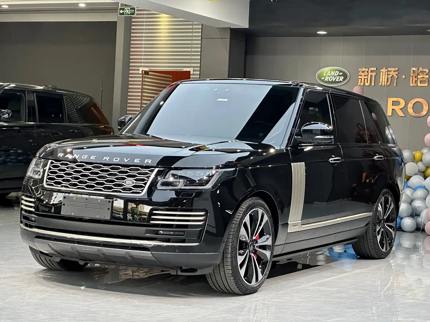 LAND ROVER RANGE ROVER