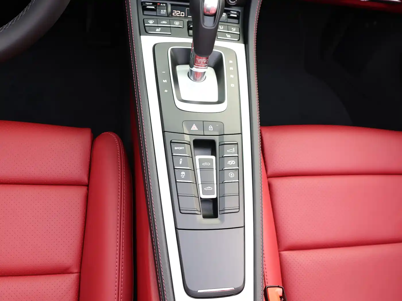 Porsche 718 2022 Boxster T 2.0T фото 10