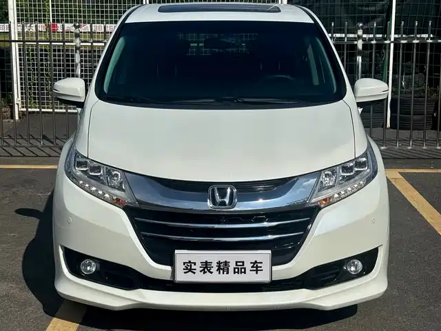 Honda Odyssey 2017 2.4L Ultimate Edition — фото 2