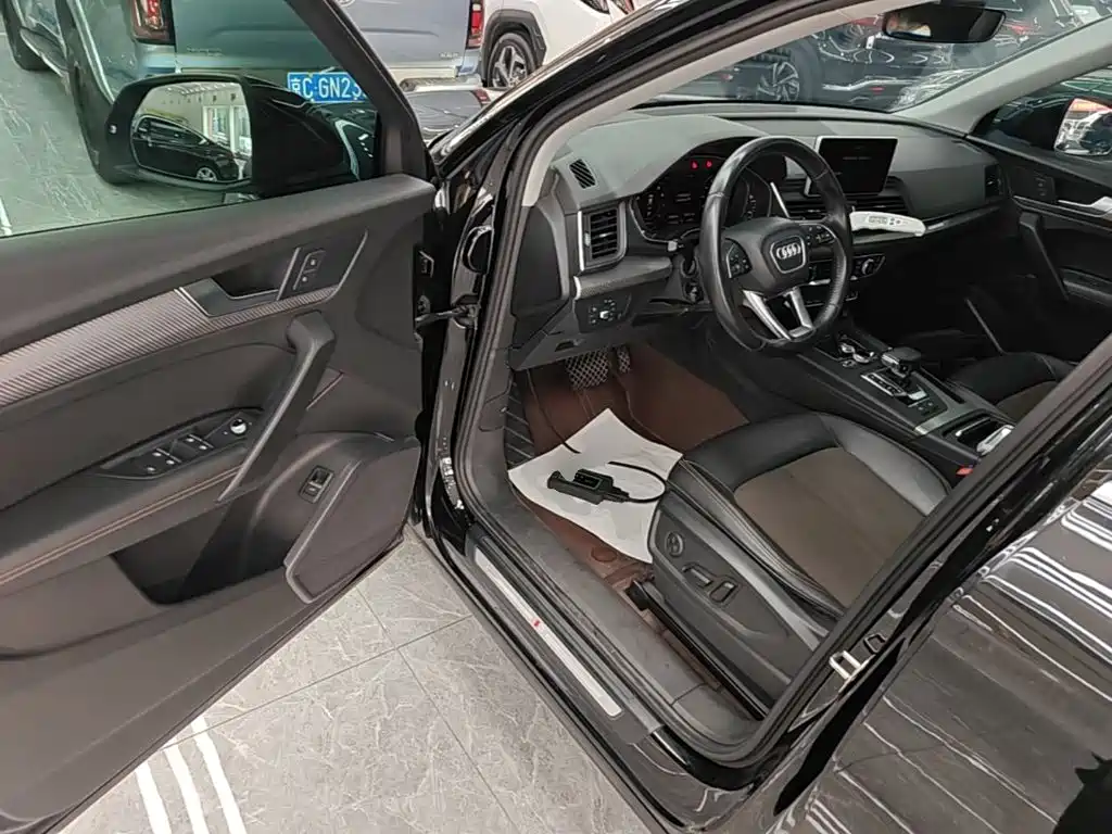 Audi Q5L 2019 2018 45 TFSI Exclusive Fashion China VI
