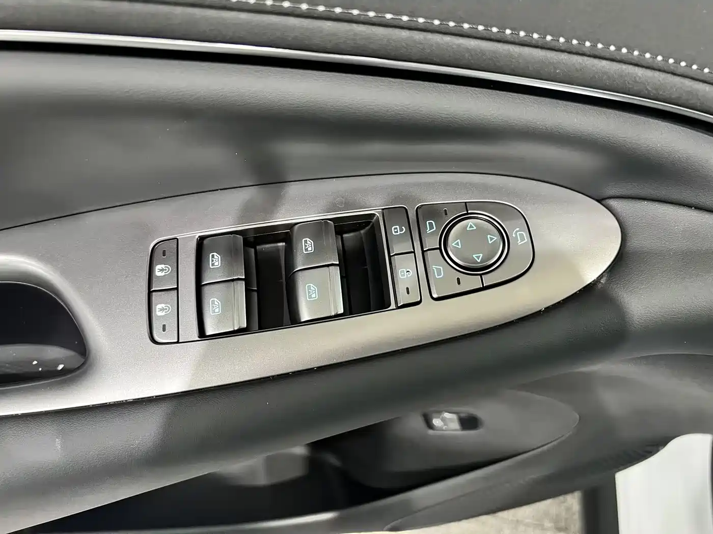 BYD Sealion 06 New Energy 2026 2025 DM-i 170 Pilot Pro Edition