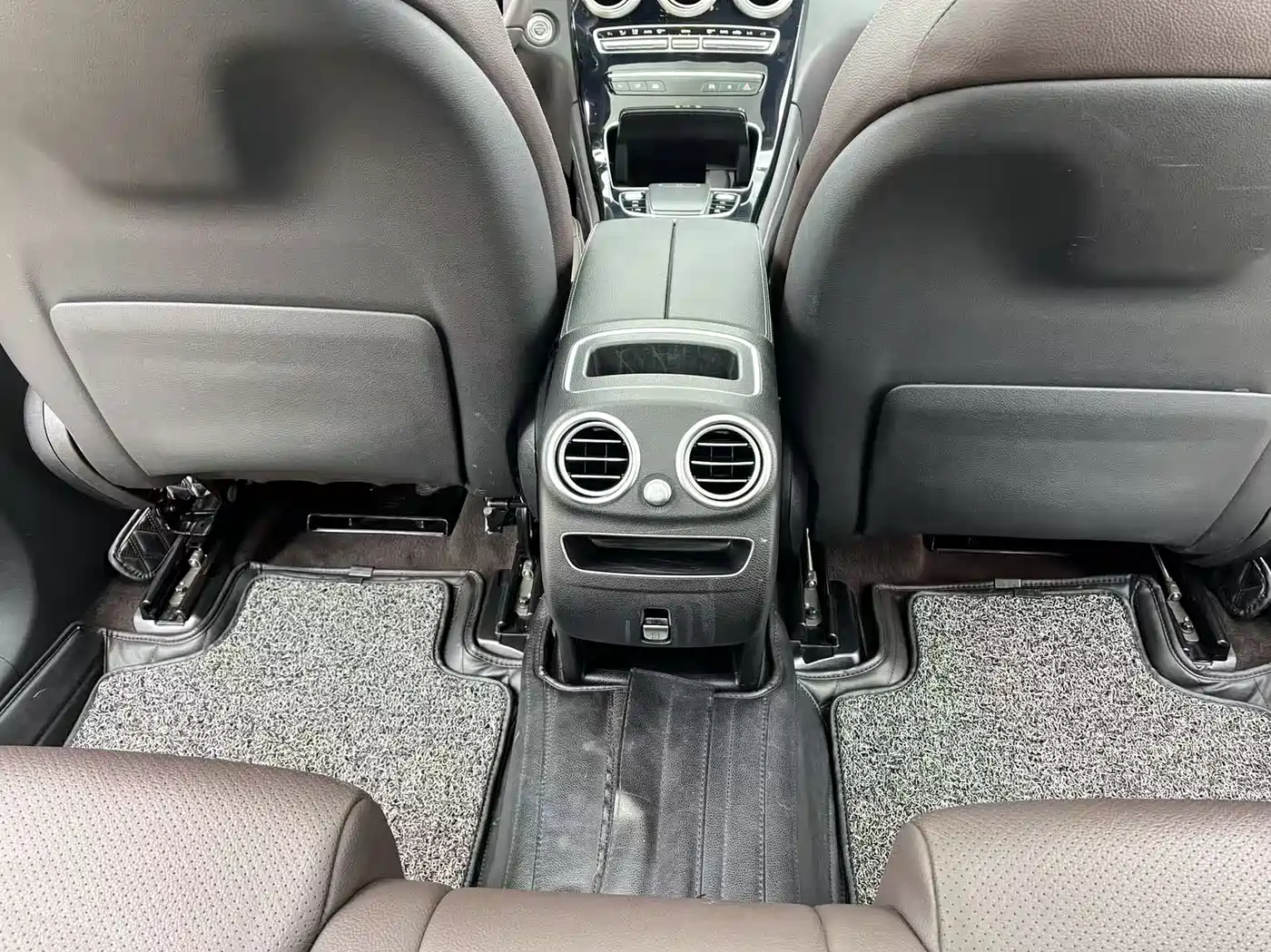 Mercedes-Benz GLC 2020 Facelift GLC 260 L 4MATIC Dynamic фото 24