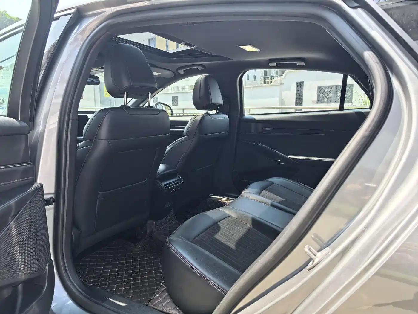 Photo 9 - Ford Mondeo