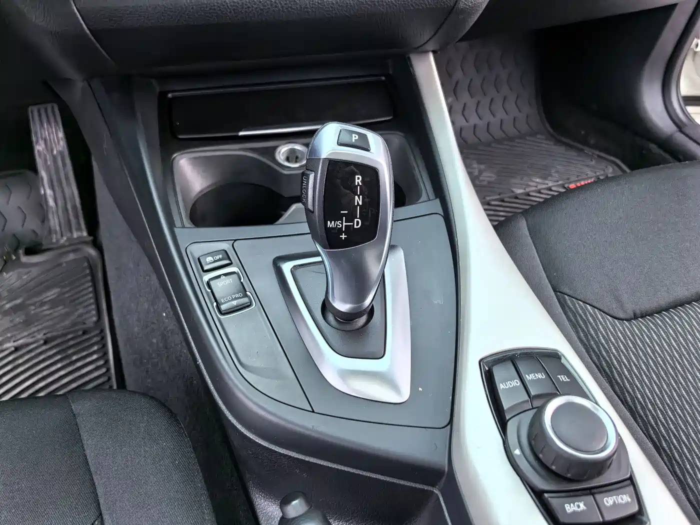 BMW 1 Series (Import) 2013 Facelift 116i Leading Model фото 16