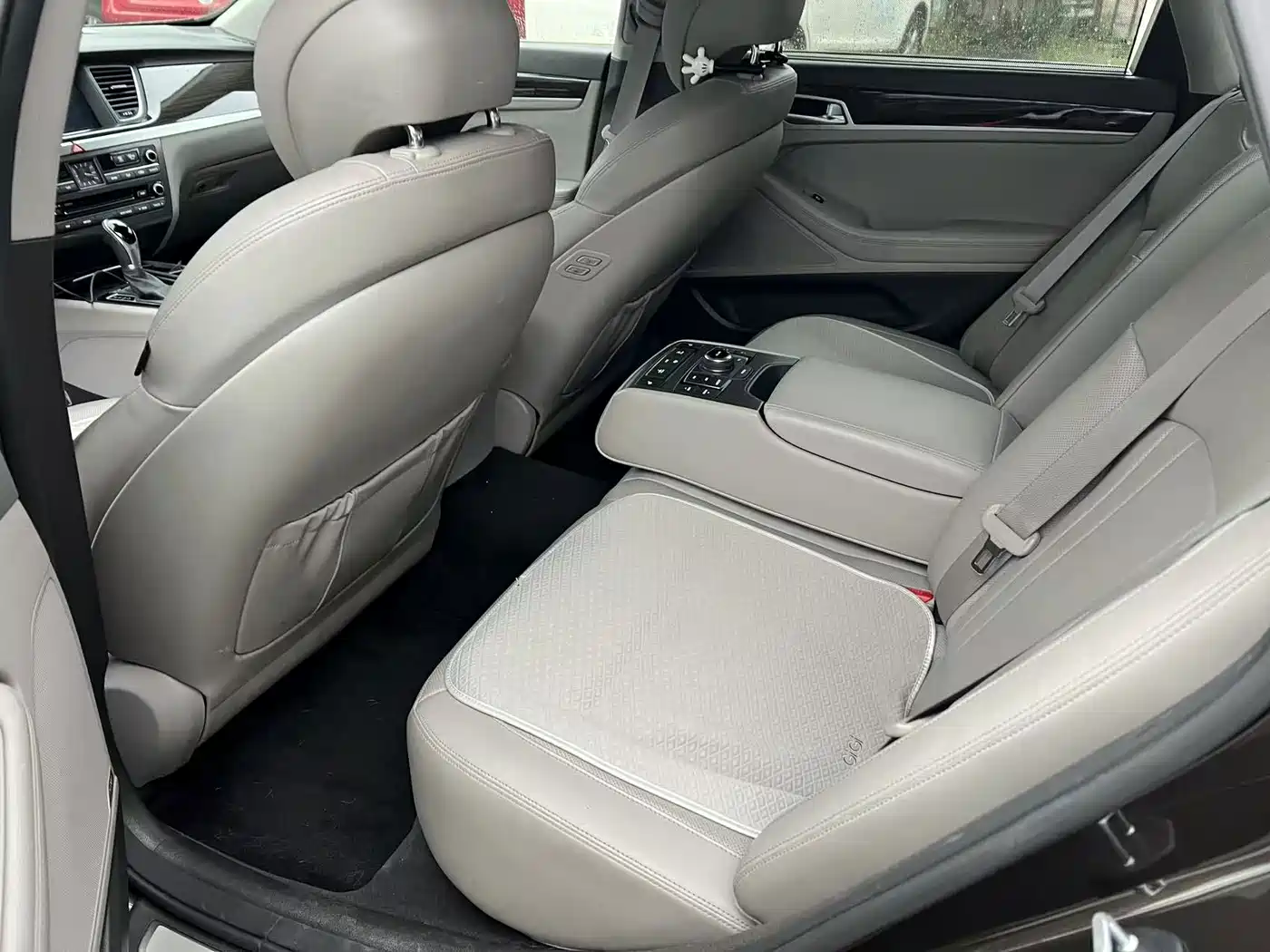 Hyundai Genesis 2016 2015 3.0GDi 4WD Luxury
