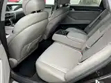 صورة 6 - Hyundai Genesis