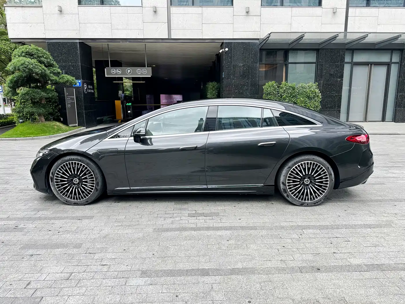 Mercedes-Benz EQS 2022 580 4MATIC фото 6