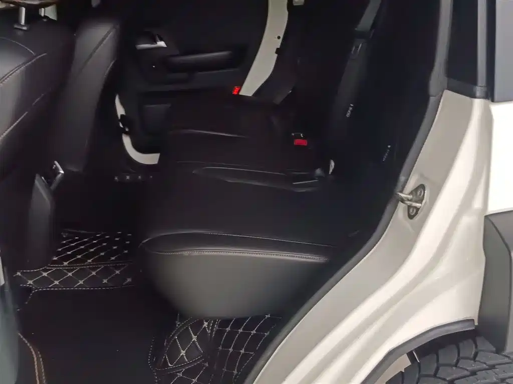 BAIC ORV Beijing Offroad BJ40 2016 Model 40L 2.3T Automatic 4WD Exclusive фото 17
