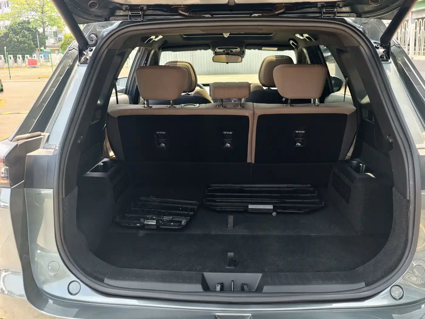Chery Fengyun Fengyun T8 2025 2025 1.5T 130km Premium Edition 5-Seater
