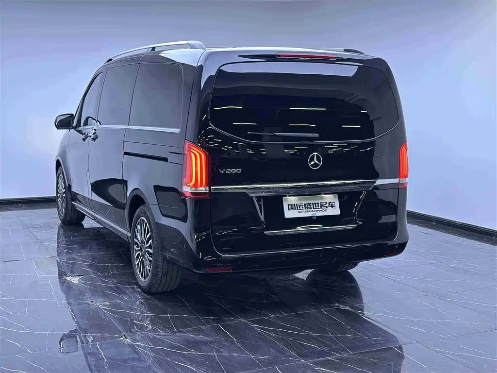 Mercedes-Benz V-Class 2017 Model V 260 Premium Edition фото 6