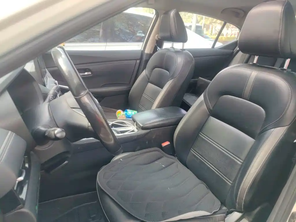 Nissan SYLPHY, миниатюра 8