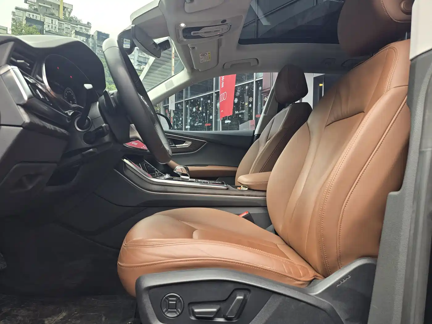 Audi Q8 2019 55 TFSI Luxury Dynamic фото 21