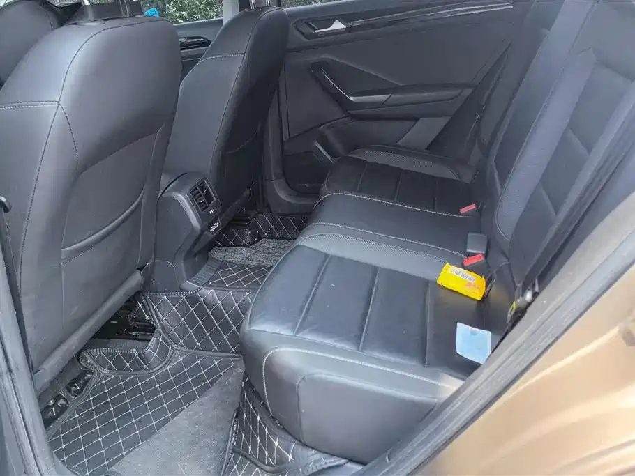 Volkswagen T-ROC 2019 280TSI DSG 2WD Comfort Version China VI фото 11