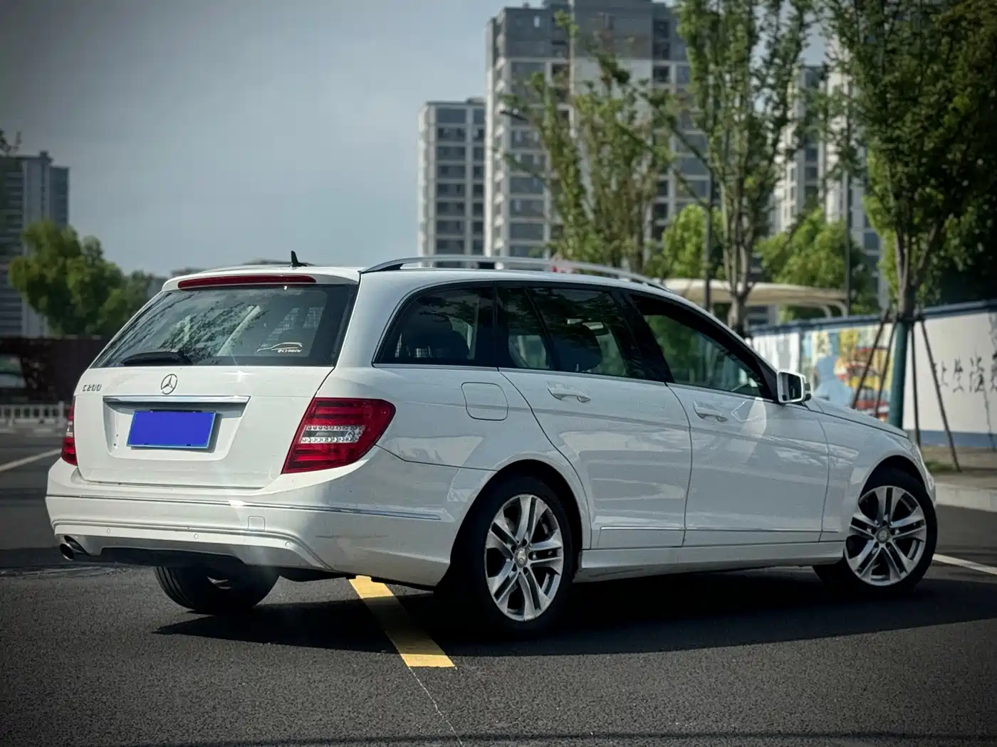 Mercedes-Benz C-Class (Import) 2011 C 200 Fashion Wagon Edition фото 2
