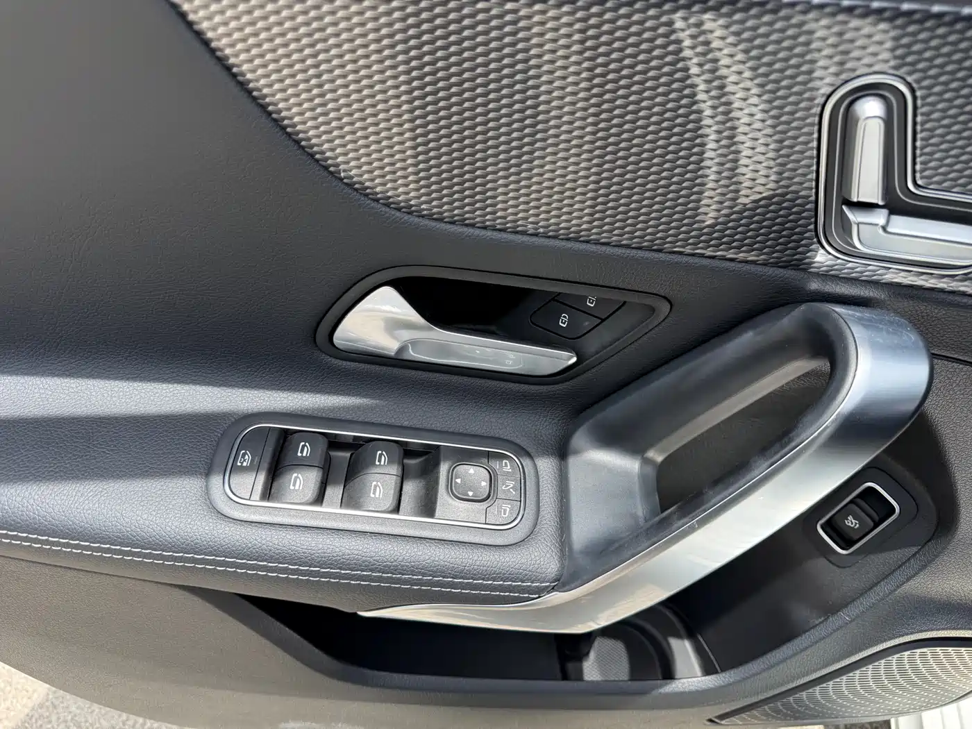 Mercedes-Benz A-Class 2021 A 200 L Sport Sedan Fashion Edition фото 18