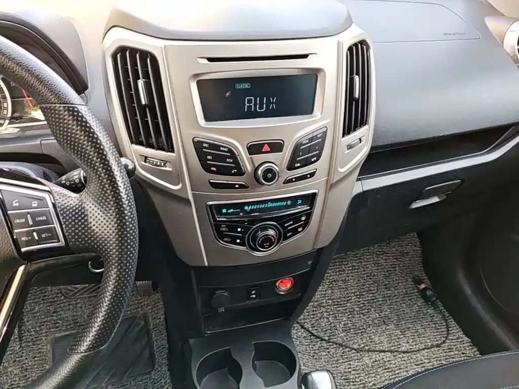 Haval H1 2016 2016 Red Label 1.5L AMT Comfort