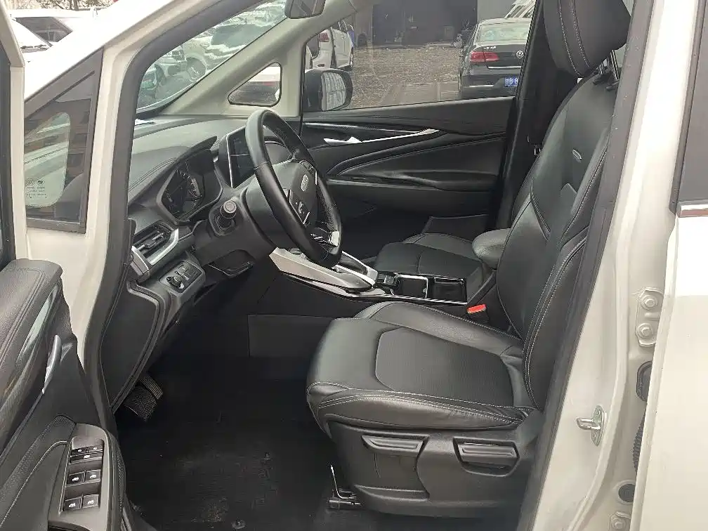 SAIC MAXUS CHASE G50