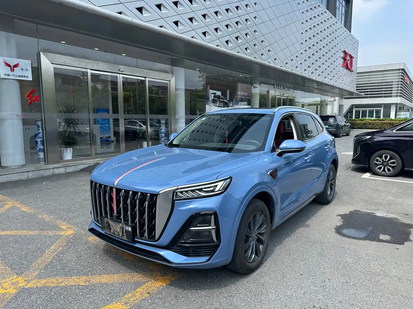 Hongqi HS5 2023 2.0T Flag Enjoy Pro Edition