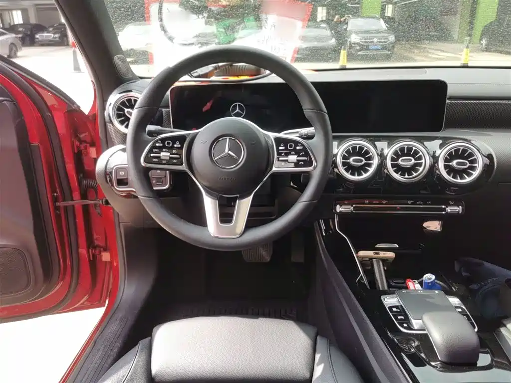 Mercedes-Benz A-Class 2020 A 200 L фото 7