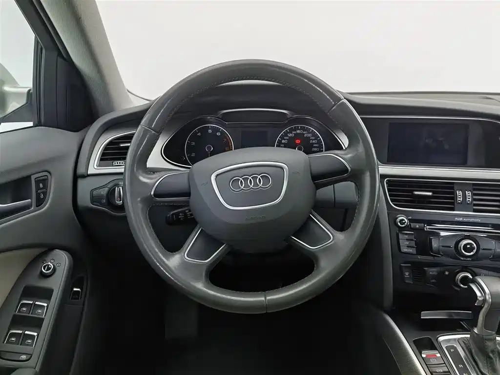 Audi A4L 2016 30 TFSI Collector's Edition Automatic Comfort фото 11