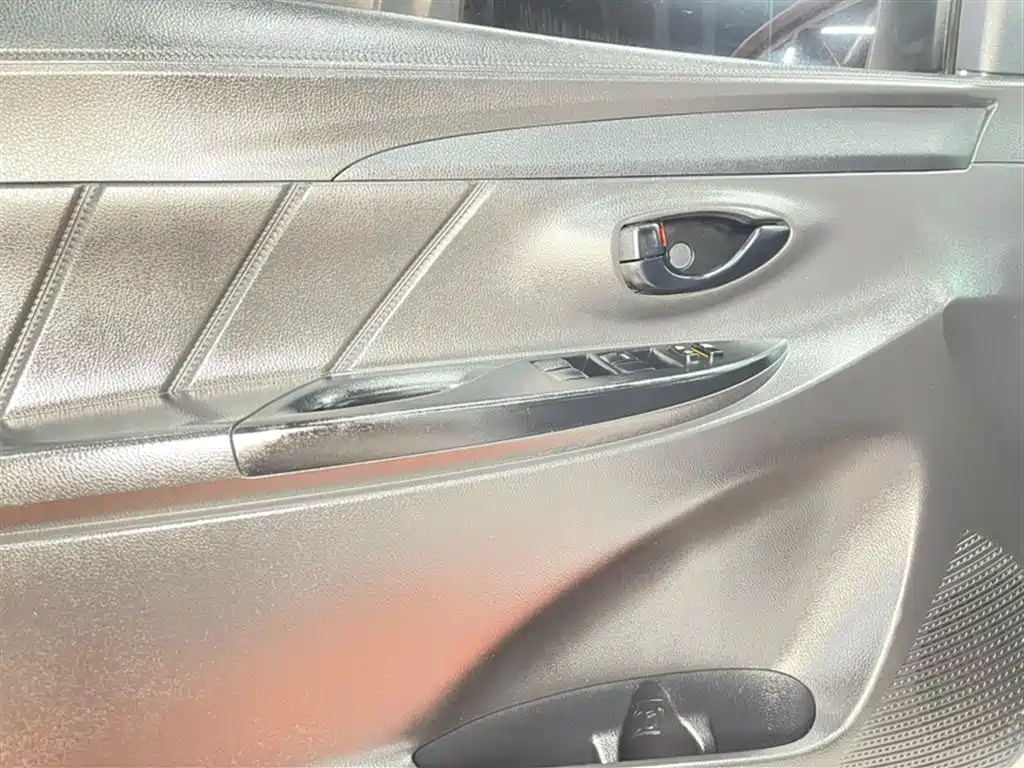 Toyota YARiS L Zhi Xuan 2020 1.5L CVT Leading Edition фото 5