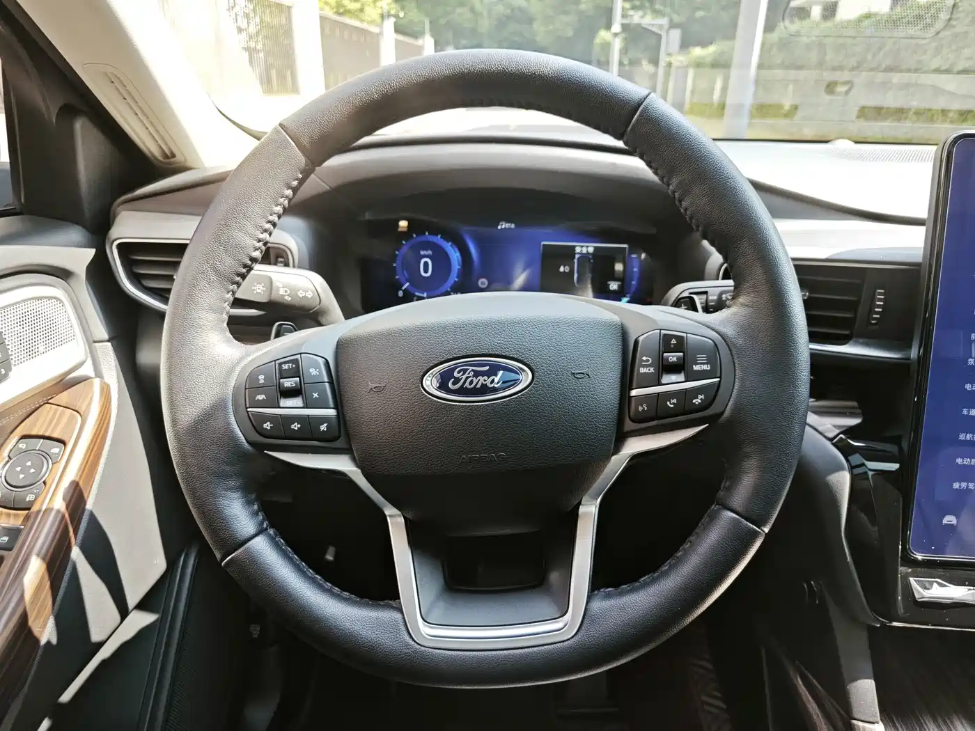 Ford Explorer 2021 2020 EcoBoost 285 AWD Titanium Edition 7-Seater