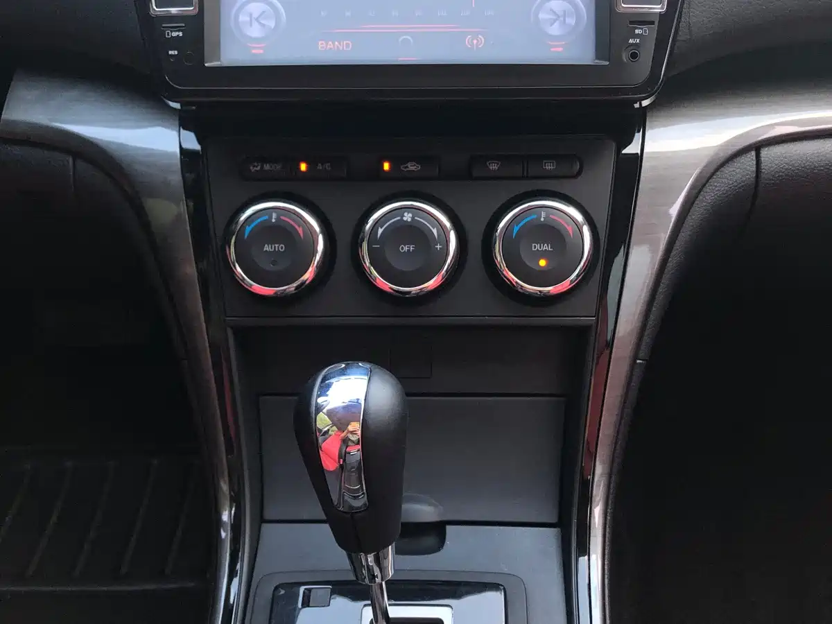 Mazda Ruiyi 2015 2012 2.0L Automatic Elite Edition