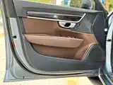 صورة 14 - Volvo S90