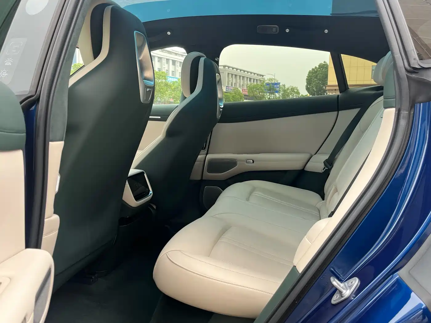 Xiaomi Auto Xiaomi YU7 2025 Ultra Long Range High Performance AWD Max Edition фото 9