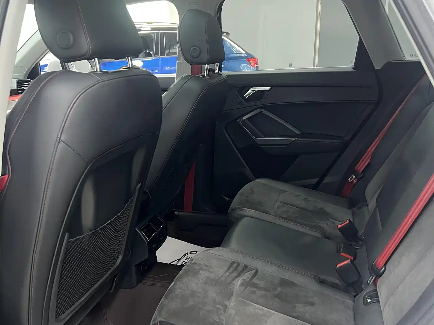 Audi Q3 2022 35 TFSI Fashion Dynamic фото 7