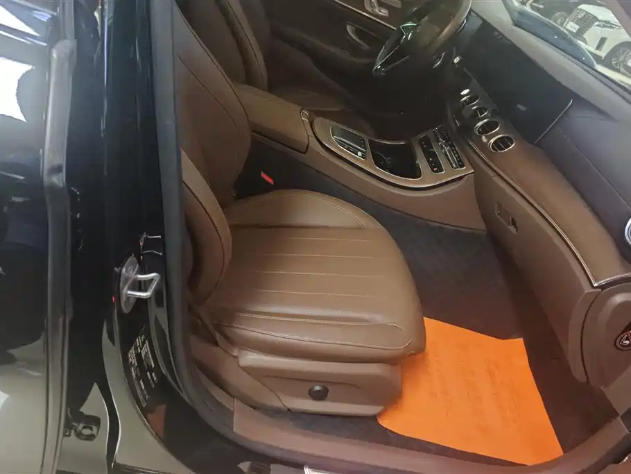 Mercedes-Benz E-Class 2022 E 300 L Luxury фото 8