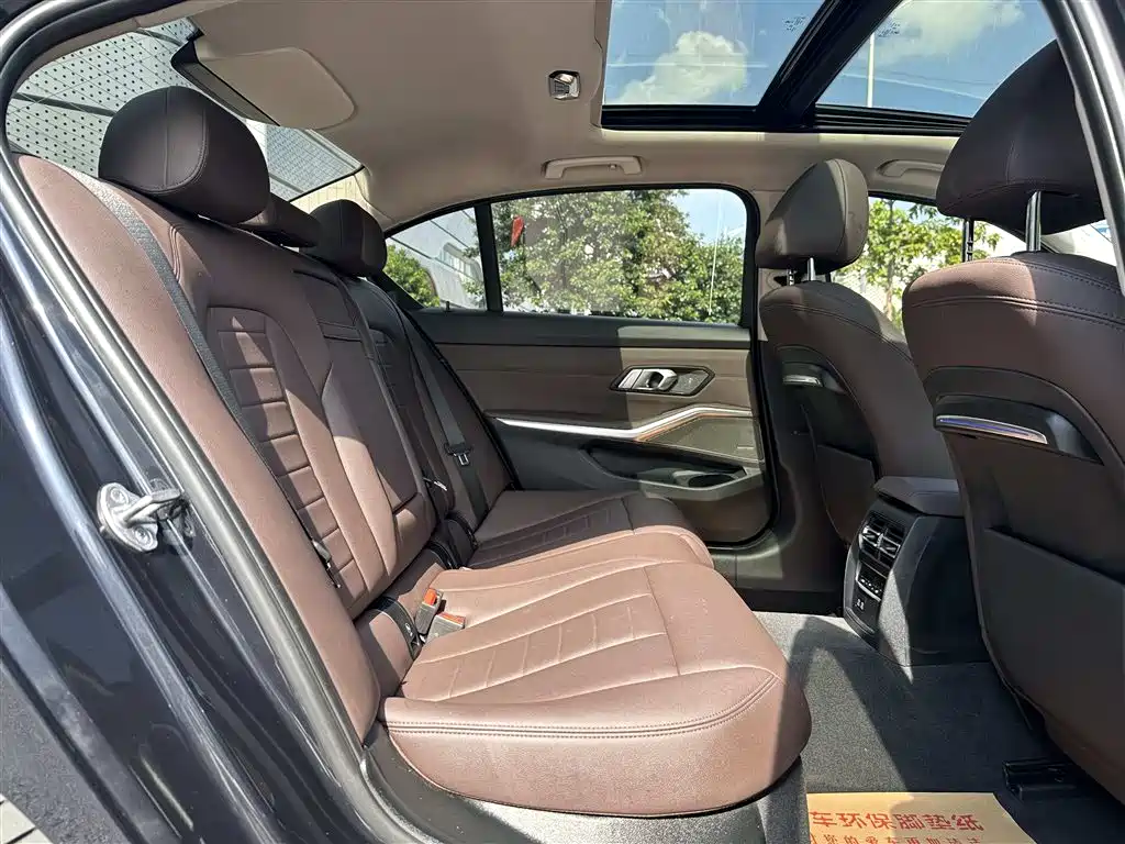 BMW 3 Series 2020 325Li M Sport Black Night Package фото 18