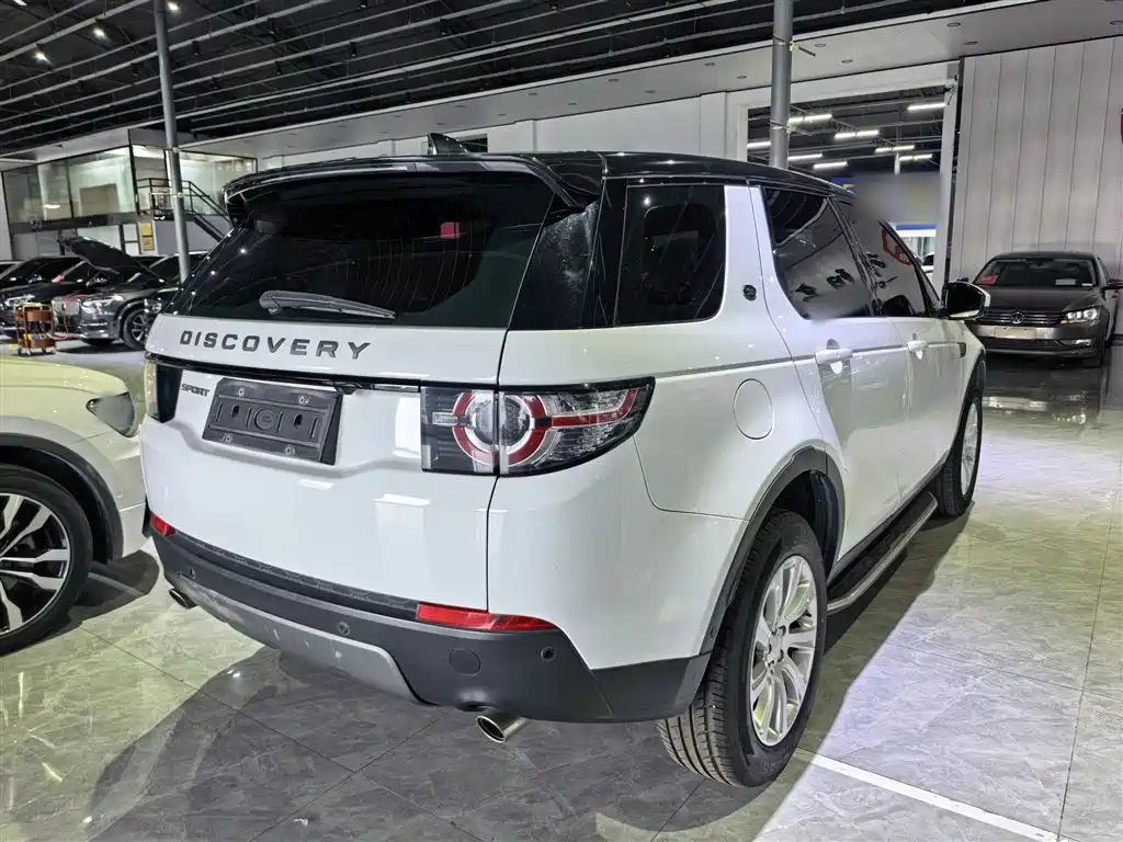 Land Rover Discovery Sport 2019 240PS SE Edition China VI фото 7