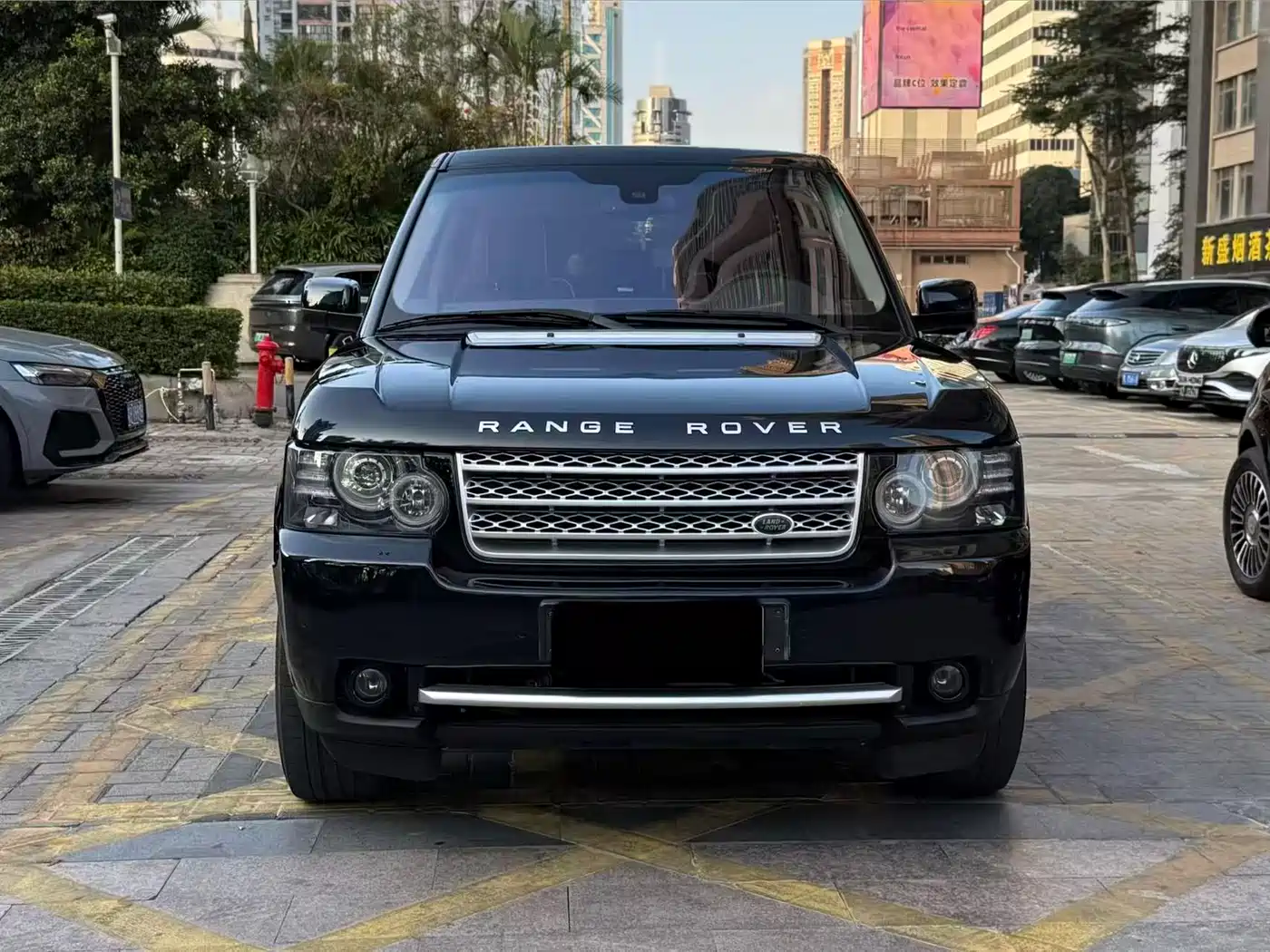 Land Rover Range Rover 2011 5.0 SC V8 Ultimate Edition фото 2