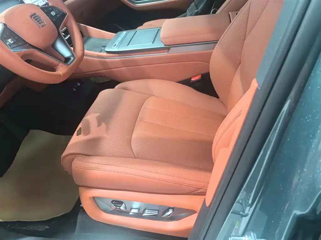 BYD Tang L 2025 DM 175KM Drone Player Edition фото 15