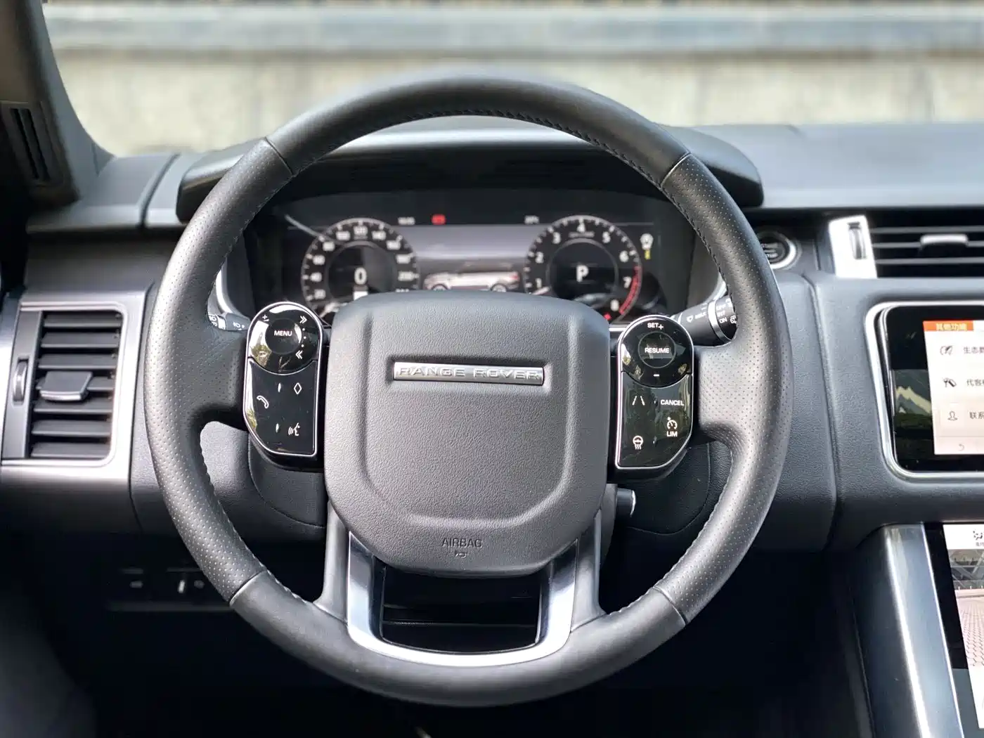 Фото 9 - Land Rover Range Rover Sport