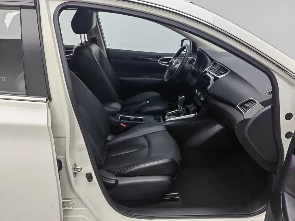 Фото 23 - Nissan Sylphy