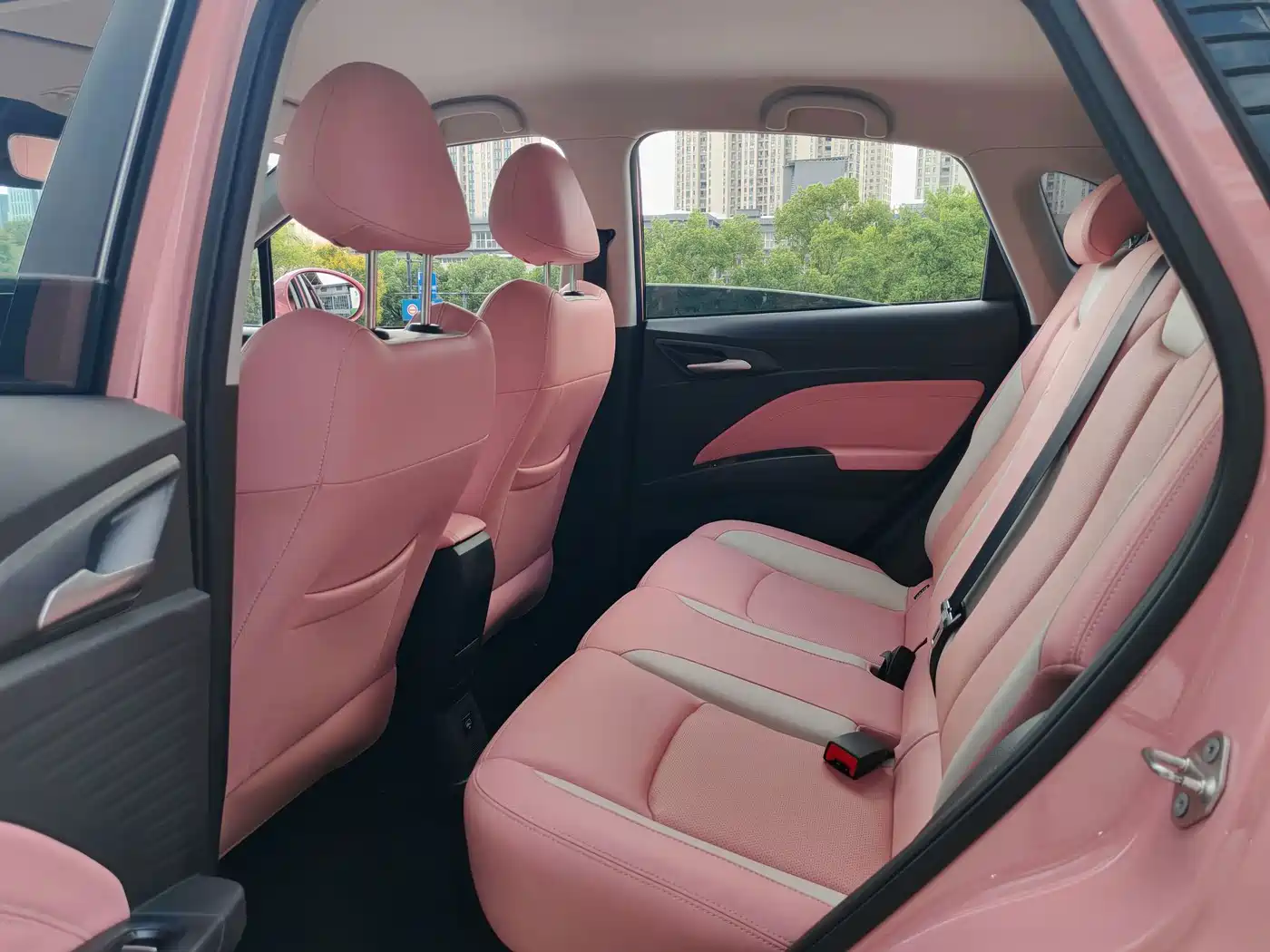 Nezha Auto Nezha V 2022 2022 Trend 400 Lite Pink Custom Edition