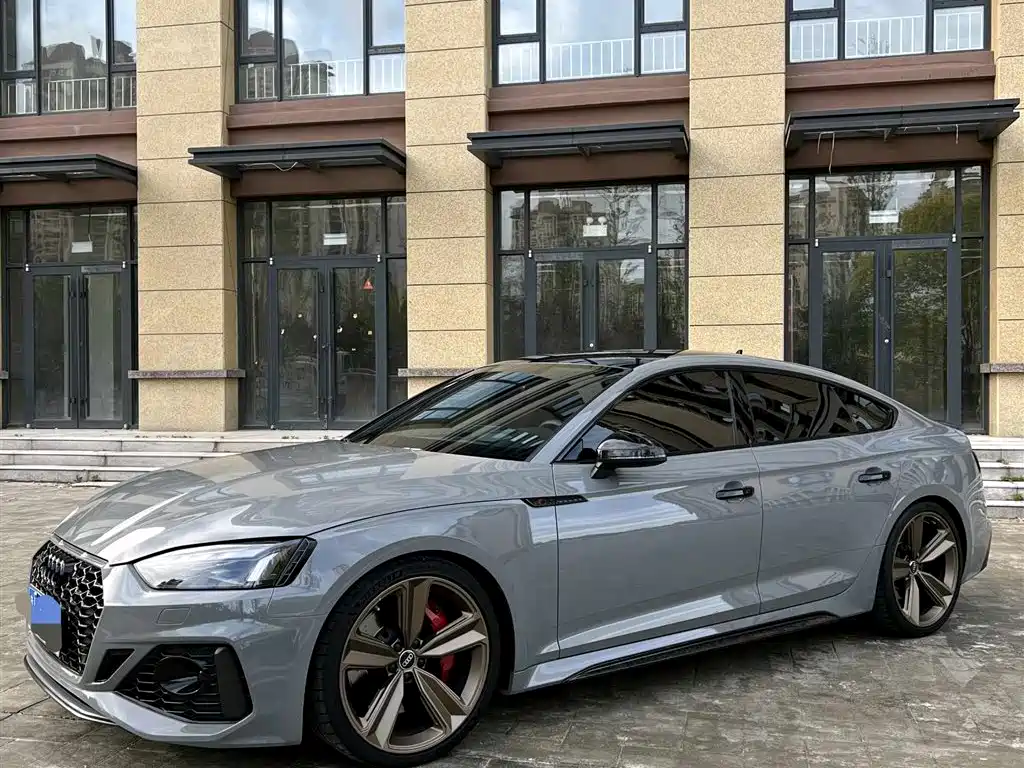 Audi RS 5 2022 RS 5 2.9T Sportback Dark Gold Edition фото 3