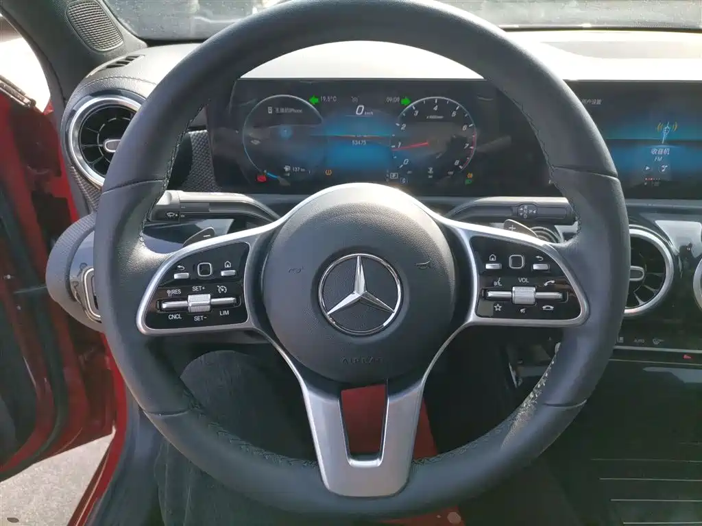Mercedes-Benz A-Class 2021 A 180 L Sports Sedan фото 7