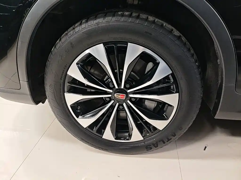 Hongqi HS7 2022 2022 2.0T DCT 2WD ZhiLian QiXiang Edition 5-seater