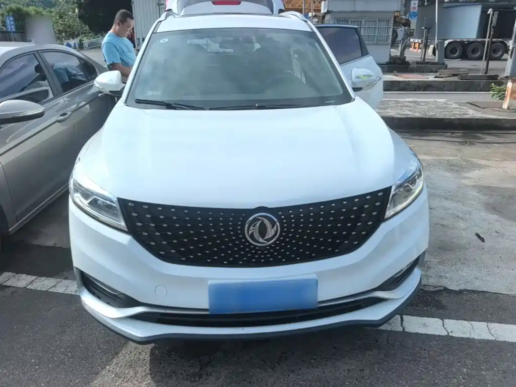 Dongfeng Fengguang Fengguang 580Pro 2019 2020 280TGDI CVT Intelligent Leader