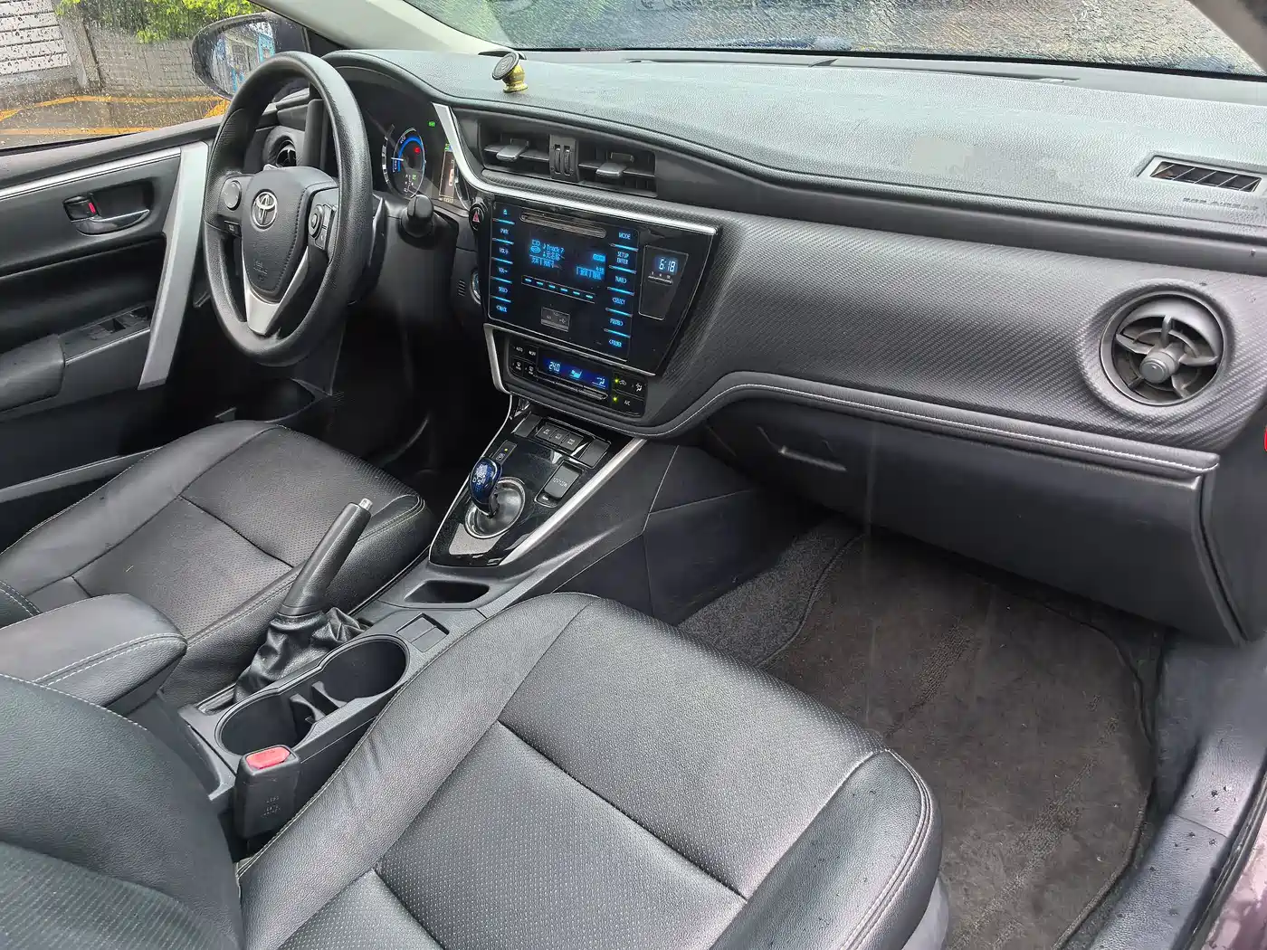 Toyota Levin 2017 Facelift Hybrid 1.8H GS E-CVT Elite Sunroof Edition China V фото 15