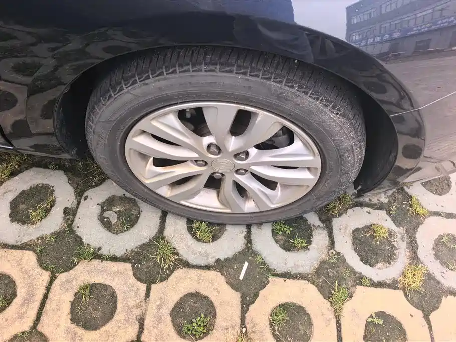 Buick Excelle 2021 Facelift Exemplar 1.5L Auto Elite фото 6