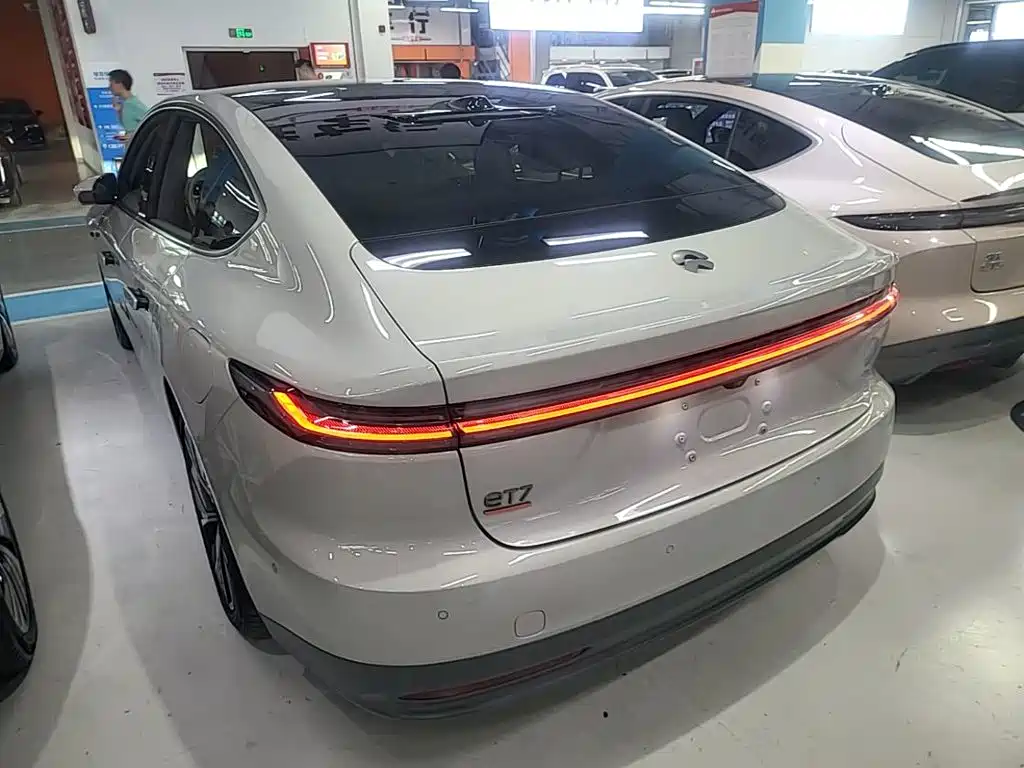 NIO ET7 2023 2022 100kWh Launch Edition