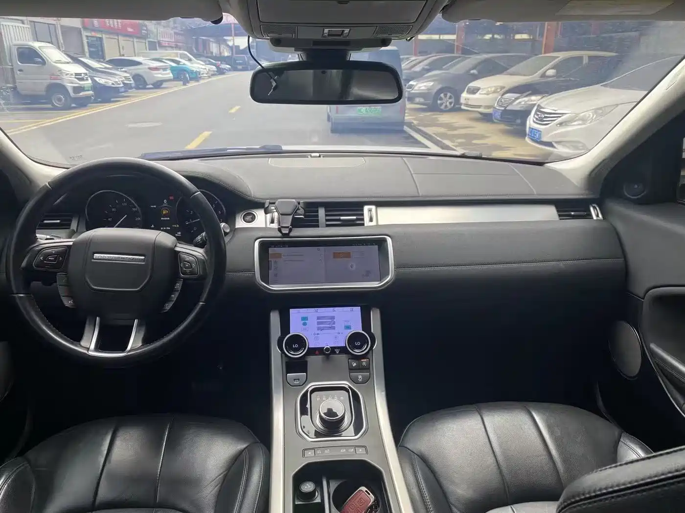 Land Rover Range Rover Evoque 2018 240PS PURE Trend фото 7