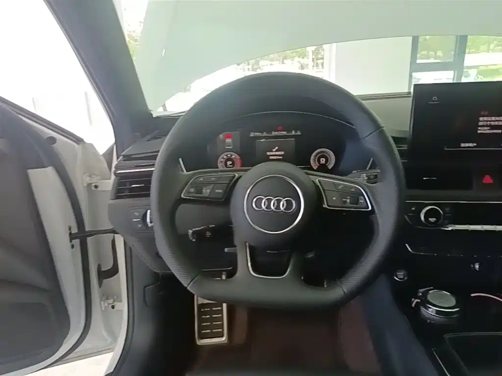 Audi A4L 2024 40 TFSI Luxury Dynamic фото 11
