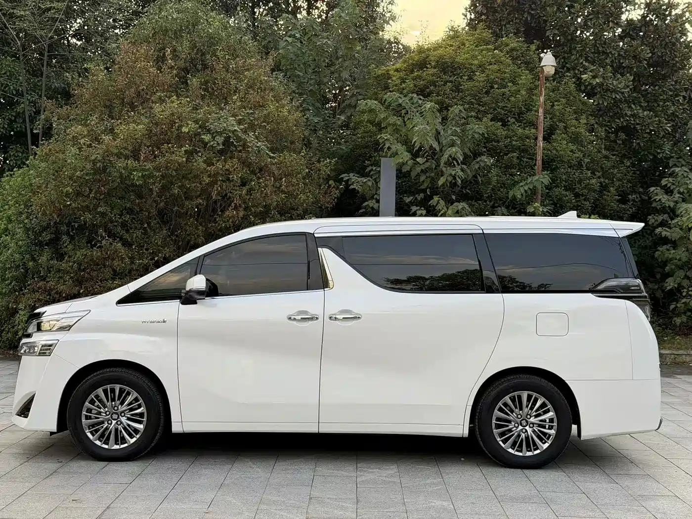 Toyota Vellfire 2023 2023 Crown Hybrid 2.5L HV Ultimate