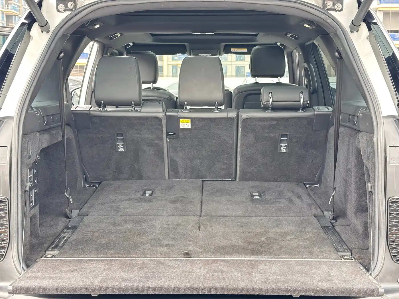 Land Rover Discovery 2017 3.0 SC V6 HSE фото 31