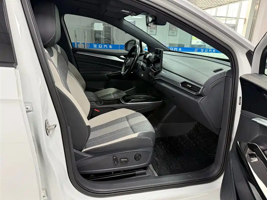 Volkswagen ID.4 CROZZ 2024 Pure Limited Edition фото 12
